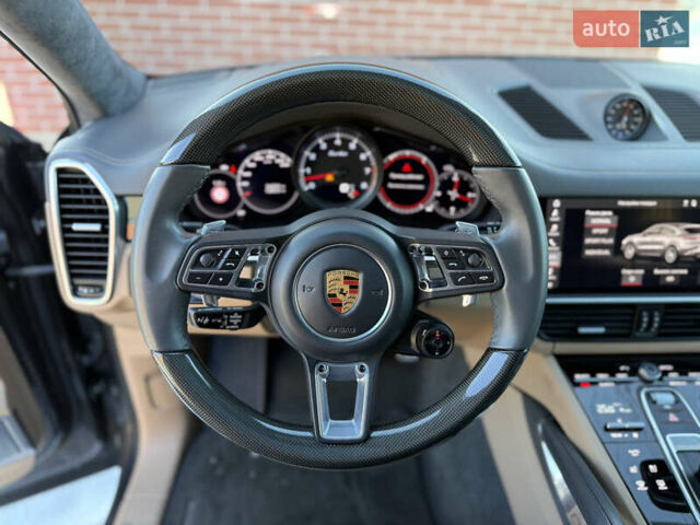 Серый Порше Cayenne Coupe, объемом двигателя 4 л и пробегом 34 тыс. км за 99900 $, фото 45 на Automoto.ua