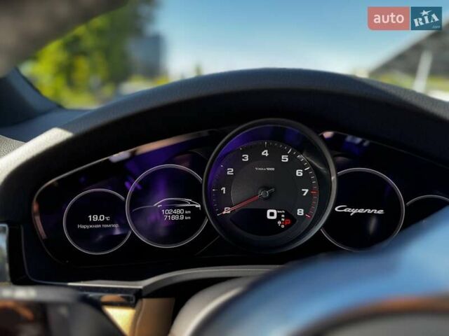 Серый Порше Cayenne Coupe, объемом двигателя 3 л и пробегом 102 тыс. км за 98000 $, фото 10 на Automoto.ua