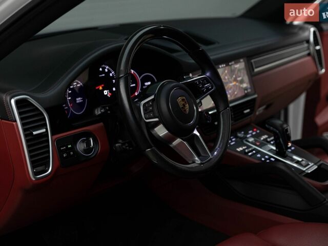Серый Порше Cayenne Coupe, объемом двигателя 3 л и пробегом 56 тыс. км за 91000 $, фото 46 на Automoto.ua