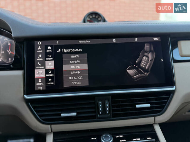 Серый Порше Cayenne Coupe, объемом двигателя 4 л и пробегом 34 тыс. км за 99900 $, фото 56 на Automoto.ua