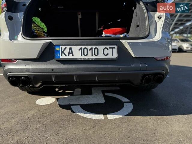 Серый Порше Cayenne Coupe, объемом двигателя 3 л и пробегом 102 тыс. км за 98000 $, фото 21 на Automoto.ua