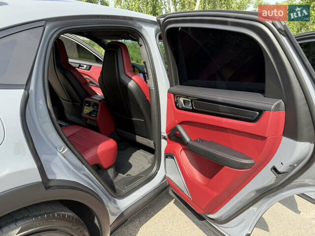 Серый Порше Cayenne Coupe, объемом двигателя 4 л и пробегом 32 тыс. км за 189900 $, фото 45 на Automoto.ua