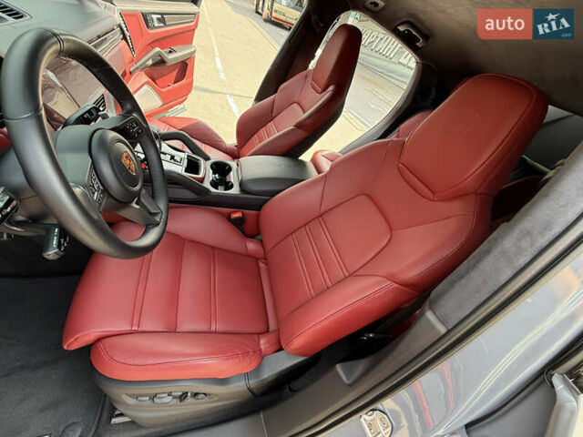 Серый Порше Cayenne Coupe, объемом двигателя 4 л и пробегом 32 тыс. км за 189900 $, фото 50 на Automoto.ua