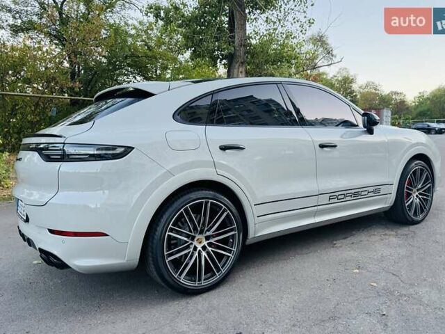 Сірий Порше Cayenne Coupe, об'ємом двигуна 4 л та пробігом 18 тис. км за 137000 $, фото 2 на Automoto.ua