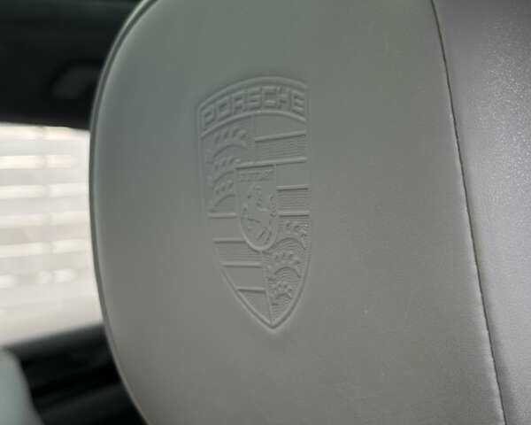 Серый Порше Cayenne Coupe, объемом двигателя 4 л и пробегом 14 тыс. км за 120000 $, фото 27 на Automoto.ua