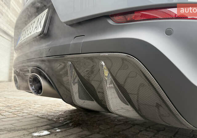 Серый Порше Cayenne Coupe, объемом двигателя 4 л и пробегом 5 тыс. км за 205000 $, фото 29 на Automoto.ua