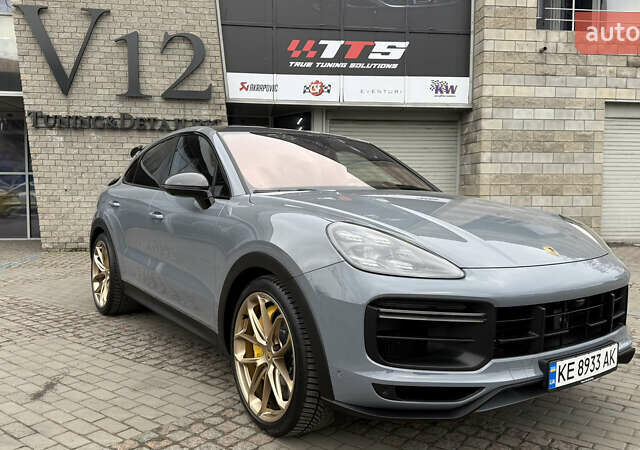 Серый Порше Cayenne Coupe, объемом двигателя 4 л и пробегом 5 тыс. км за 205000 $, фото 23 на Automoto.ua