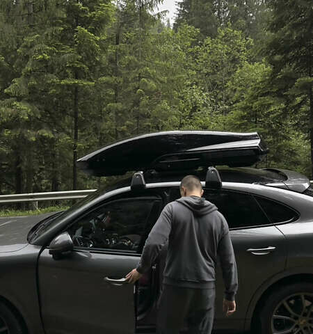 Сірий Порше Cayenne Coupe, об'ємом двигуна 3 л та пробігом 68 тис. км за 82000 $, фото 3 на Automoto.ua