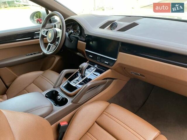 Серый Порше Cayenne Coupe, объемом двигателя 3 л и пробегом 33 тыс. км за 101384 $, фото 17 на Automoto.ua