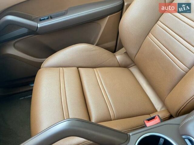 Серый Порше Cayenne Coupe, объемом двигателя 3 л и пробегом 33 тыс. км за 101384 $, фото 33 на Automoto.ua