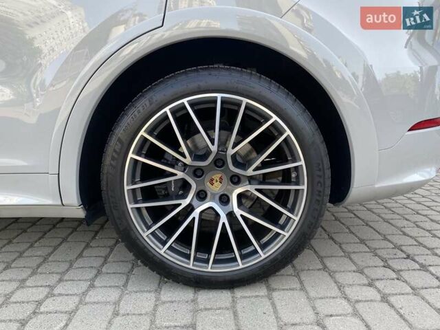 Серый Порше Cayenne Coupe, объемом двигателя 3 л и пробегом 33 тыс. км за 101384 $, фото 13 на Automoto.ua