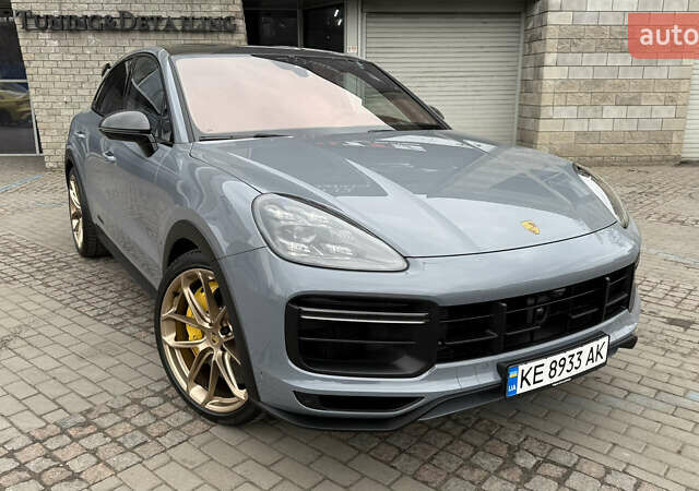 Серый Порше Cayenne Coupe, объемом двигателя 4 л и пробегом 5 тыс. км за 205000 $, фото 1 на Automoto.ua