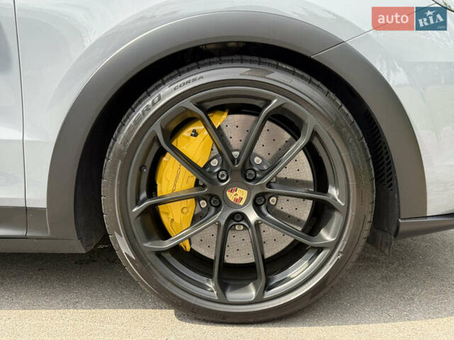 Серый Порше Cayenne Coupe, объемом двигателя 4 л и пробегом 32 тыс. км за 189900 $, фото 35 на Automoto.ua