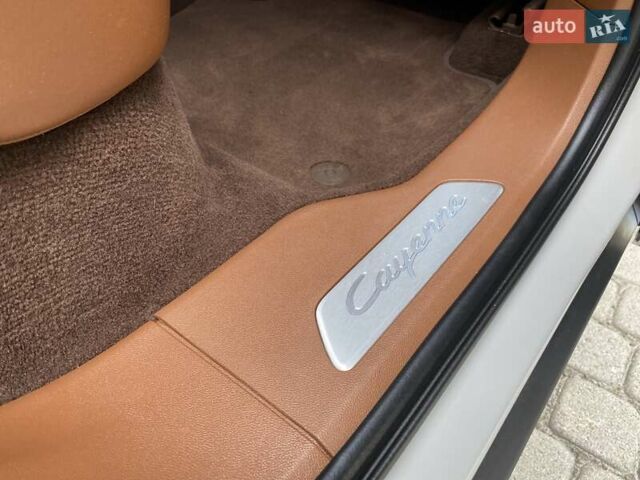 Серый Порше Cayenne Coupe, объемом двигателя 3 л и пробегом 33 тыс. км за 101384 $, фото 29 на Automoto.ua