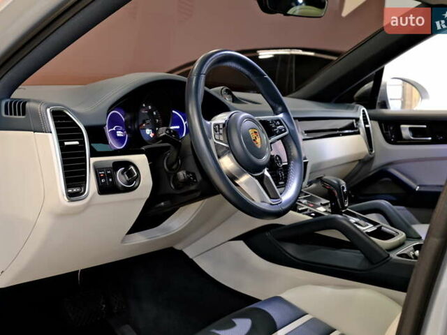 Серый Порше Cayenne Coupe, объемом двигателя 3 л и пробегом 57 тыс. км за 79900 $, фото 40 на Automoto.ua