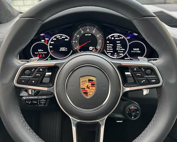 Серый Порше Cayenne Coupe, объемом двигателя 4 л и пробегом 14 тыс. км за 120000 $, фото 13 на Automoto.ua