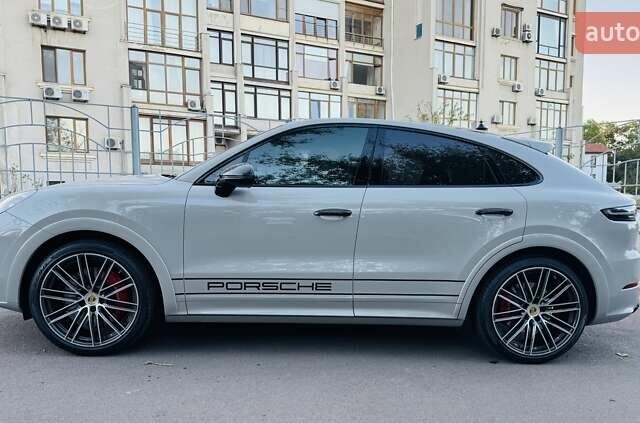 Сірий Порше Cayenne Coupe, об'ємом двигуна 4 л та пробігом 18 тис. км за 137000 $, фото 3 на Automoto.ua