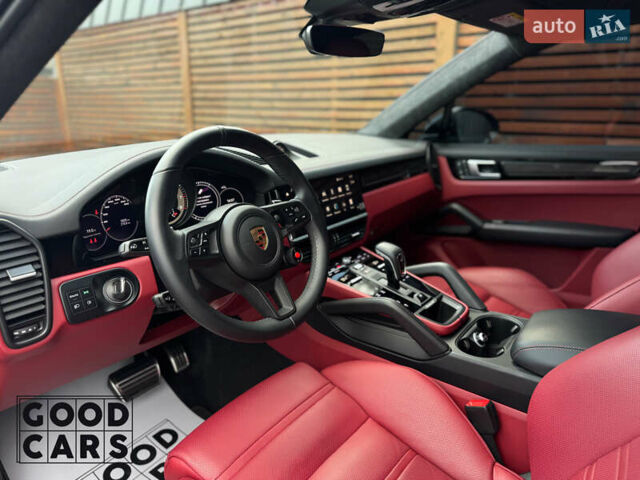 Серый Порше Cayenne Coupe, объемом двигателя 4 л и пробегом 5 тыс. км за 233000 $, фото 31 на Automoto.ua