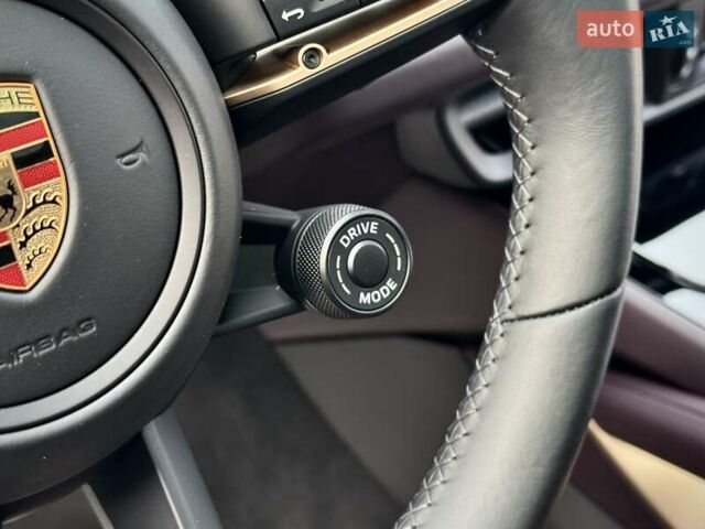 Серый Порше Cayenne Coupe, объемом двигателя 3 л и пробегом 31 тыс. км за 137700 $, фото 63 на Automoto.ua