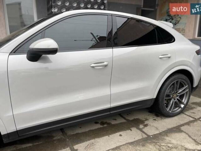 Сірий Порше Cayenne Coupe, об'ємом двигуна 3 л та пробігом 58 тис. км за 99000 $, фото 4 на Automoto.ua