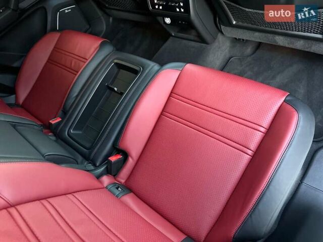 Серый Порше Cayenne Coupe, объемом двигателя 4 л и пробегом 8 тыс. км за 269900 $, фото 74 на Automoto.ua