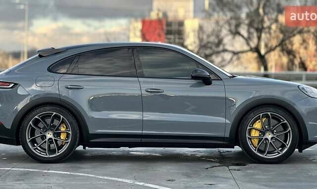 Серый Порше Cayenne Coupe, объемом двигателя 4 л и пробегом 8 тыс. км за 269900 $, фото 8 на Automoto.ua