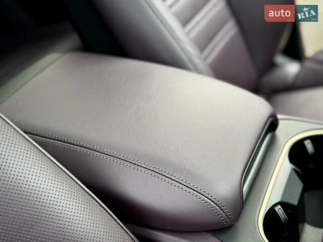 Серый Порше Cayenne Coupe, объемом двигателя 3 л и пробегом 31 тыс. км за 137700 $, фото 42 на Automoto.ua