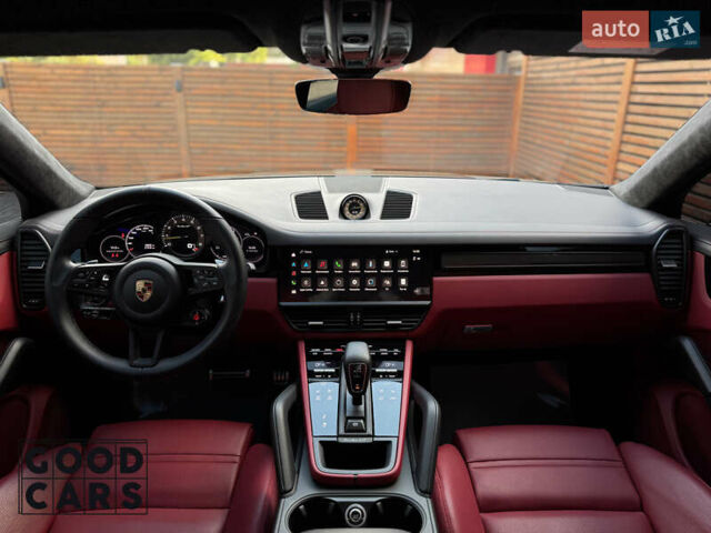 Серый Порше Cayenne Coupe, объемом двигателя 4 л и пробегом 5 тыс. км за 233000 $, фото 43 на Automoto.ua
