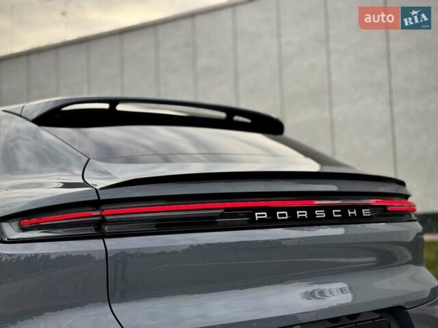 Серый Порше Cayenne Coupe, объемом двигателя 3 л и пробегом 31 тыс. км за 137700 $, фото 14 на Automoto.ua