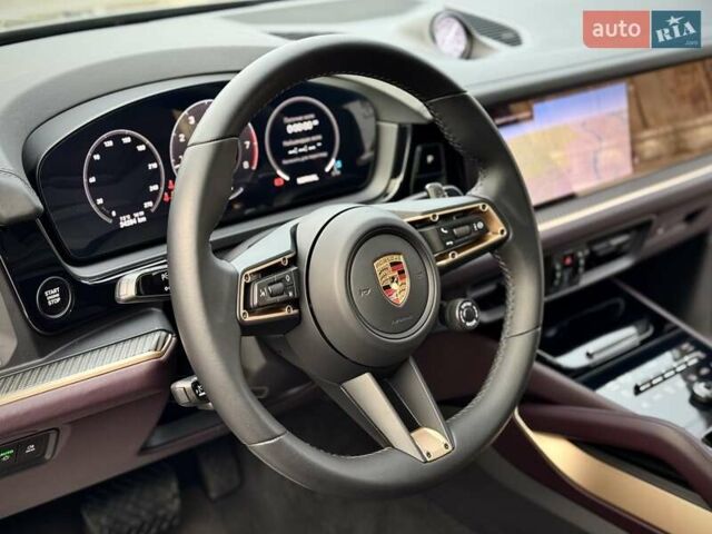 Серый Порше Cayenne Coupe, объемом двигателя 3 л и пробегом 31 тыс. км за 137700 $, фото 62 на Automoto.ua