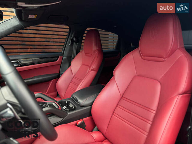 Серый Порше Cayenne Coupe, объемом двигателя 4 л и пробегом 5 тыс. км за 233000 $, фото 34 на Automoto.ua