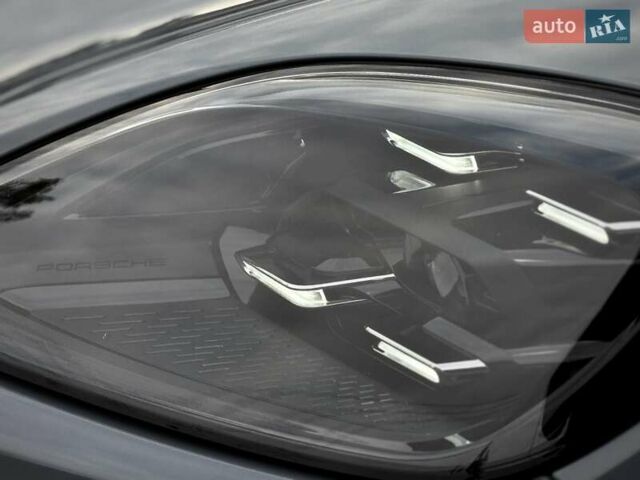 Серый Порше Cayenne Coupe, объемом двигателя 3 л и пробегом 31 тыс. км за 137700 $, фото 30 на Automoto.ua