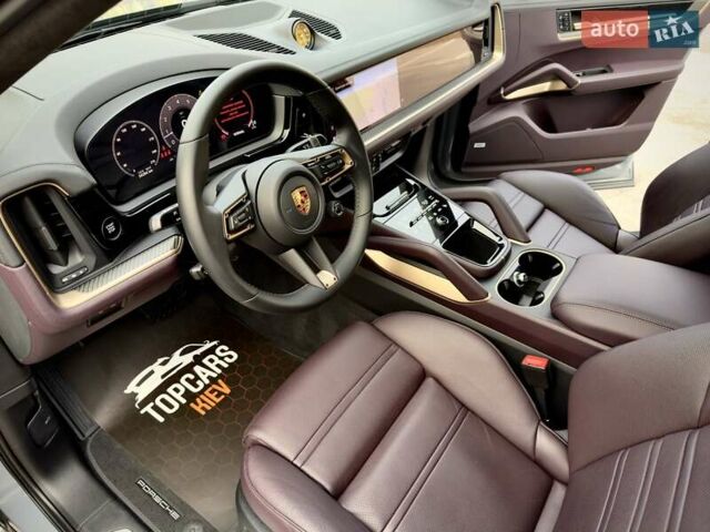 Серый Порше Cayenne Coupe, объемом двигателя 3 л и пробегом 31 тыс. км за 137700 $, фото 59 на Automoto.ua