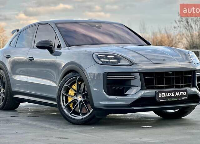 Серый Порше Cayenne Coupe, объемом двигателя 4 л и пробегом 8 тыс. км за 269900 $, фото 10 на Automoto.ua