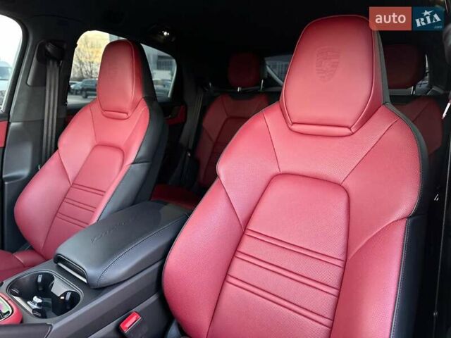 Серый Порше Cayenne Coupe, объемом двигателя 4 л и пробегом 8 тыс. км за 269900 $, фото 45 на Automoto.ua