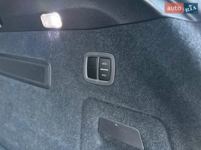 Серый Порше Cayenne Coupe, объемом двигателя 4 л и пробегом 8 тыс. км за 269900 $, фото 40 на Automoto.ua