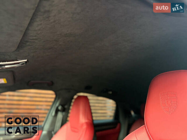 Серый Порше Cayenne Coupe, объемом двигателя 4 л и пробегом 5 тыс. км за 233000 $, фото 38 на Automoto.ua