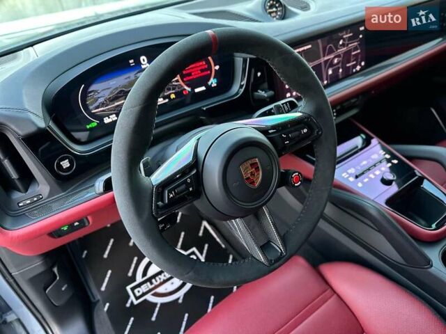 Серый Порше Cayenne Coupe, объемом двигателя 4 л и пробегом 8 тыс. км за 269900 $, фото 56 на Automoto.ua