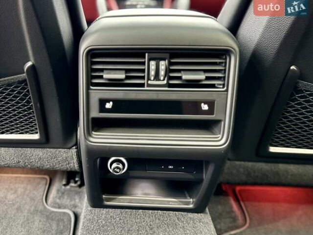 Серый Порше Cayenne Coupe, объемом двигателя 3 л и пробегом 26 тыс. км за 135555 $, фото 63 на Automoto.ua