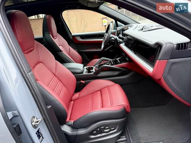 Серый Порше Cayenne Coupe, объемом двигателя 3 л и пробегом 26 тыс. км за 135555 $, фото 78 на Automoto.ua