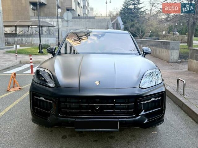 Серый Порше Cayenne Coupe, объемом двигателя 4 л и пробегом 5 тыс. км за 212000 $, фото 16 на Automoto.ua