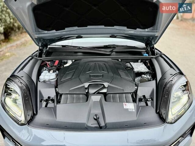 Серый Порше Cayenne Coupe, объемом двигателя 3 л и пробегом 26 тыс. км за 135555 $, фото 93 на Automoto.ua