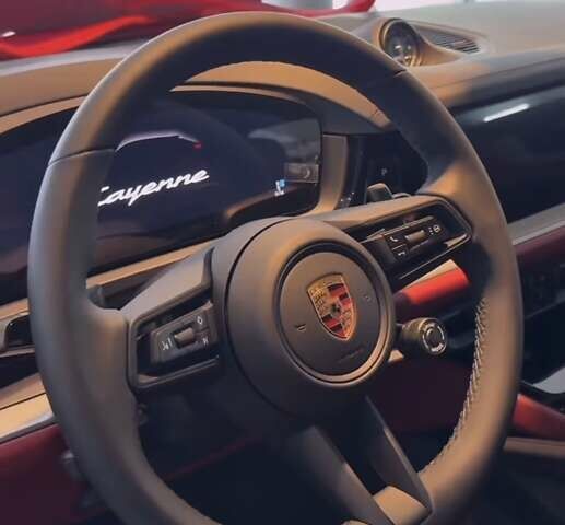 Серый Порше Cayenne Coupe, объемом двигателя 3 л и пробегом 26 тыс. км за 135555 $, фото 2 на Automoto.ua