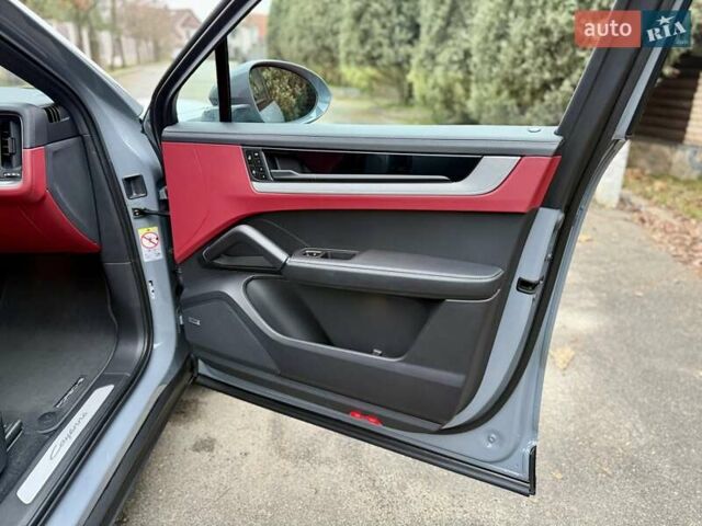Серый Порше Cayenne Coupe, объемом двигателя 3 л и пробегом 26 тыс. км за 135555 $, фото 70 на Automoto.ua