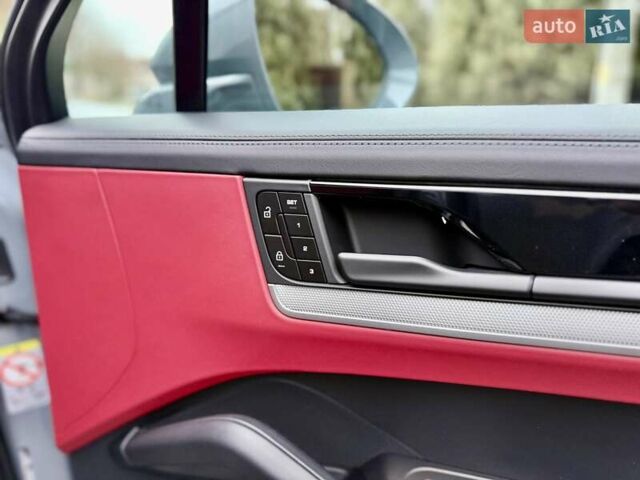 Серый Порше Cayenne Coupe, объемом двигателя 3 л и пробегом 26 тыс. км за 135555 $, фото 76 на Automoto.ua