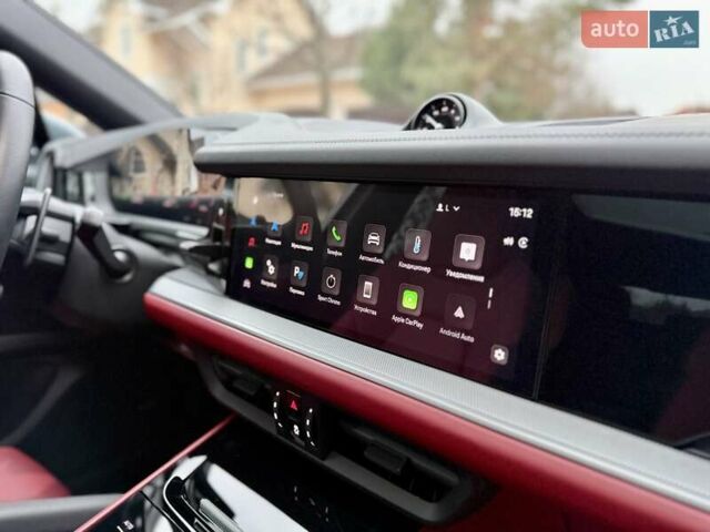 Серый Порше Cayenne Coupe, объемом двигателя 3 л и пробегом 26 тыс. км за 135555 $, фото 81 на Automoto.ua