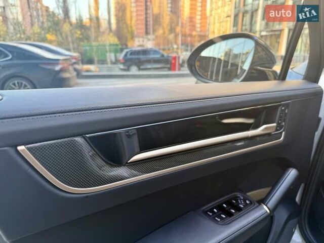 Серый Порше Cayenne Coupe, объемом двигателя 4 л и пробегом 5 тыс. км за 212000 $, фото 35 на Automoto.ua