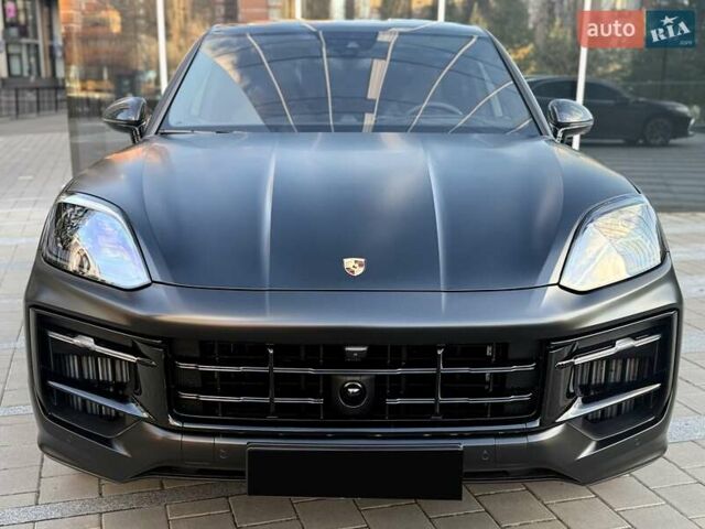 Серый Порше Cayenne Coupe, объемом двигателя 4 л и пробегом 5 тыс. км за 212000 $, фото 31 на Automoto.ua