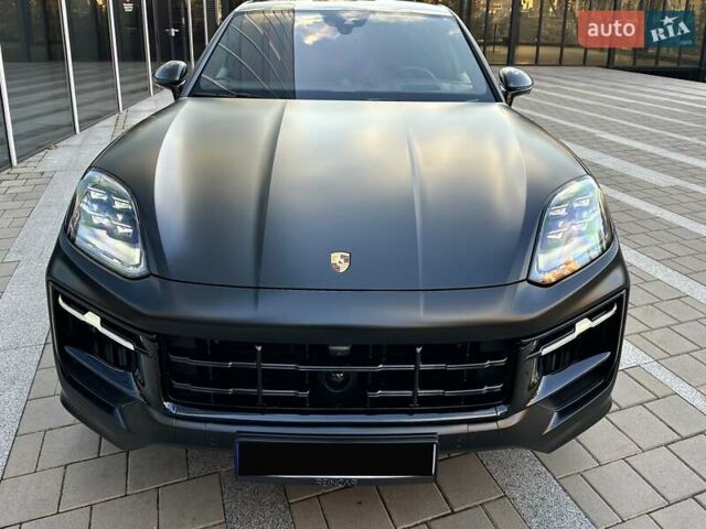 Серый Порше Cayenne Coupe, объемом двигателя 4 л и пробегом 5 тыс. км за 212000 $, фото 52 на Automoto.ua