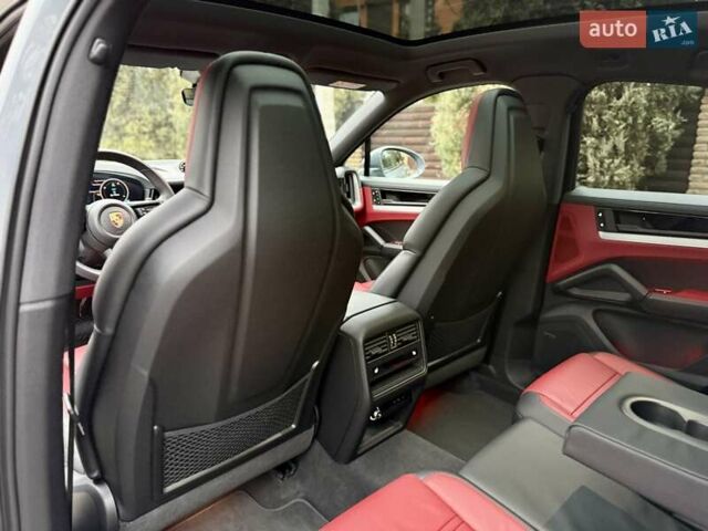 Серый Порше Cayenne Coupe, объемом двигателя 3 л и пробегом 26 тыс. км за 135555 $, фото 62 на Automoto.ua